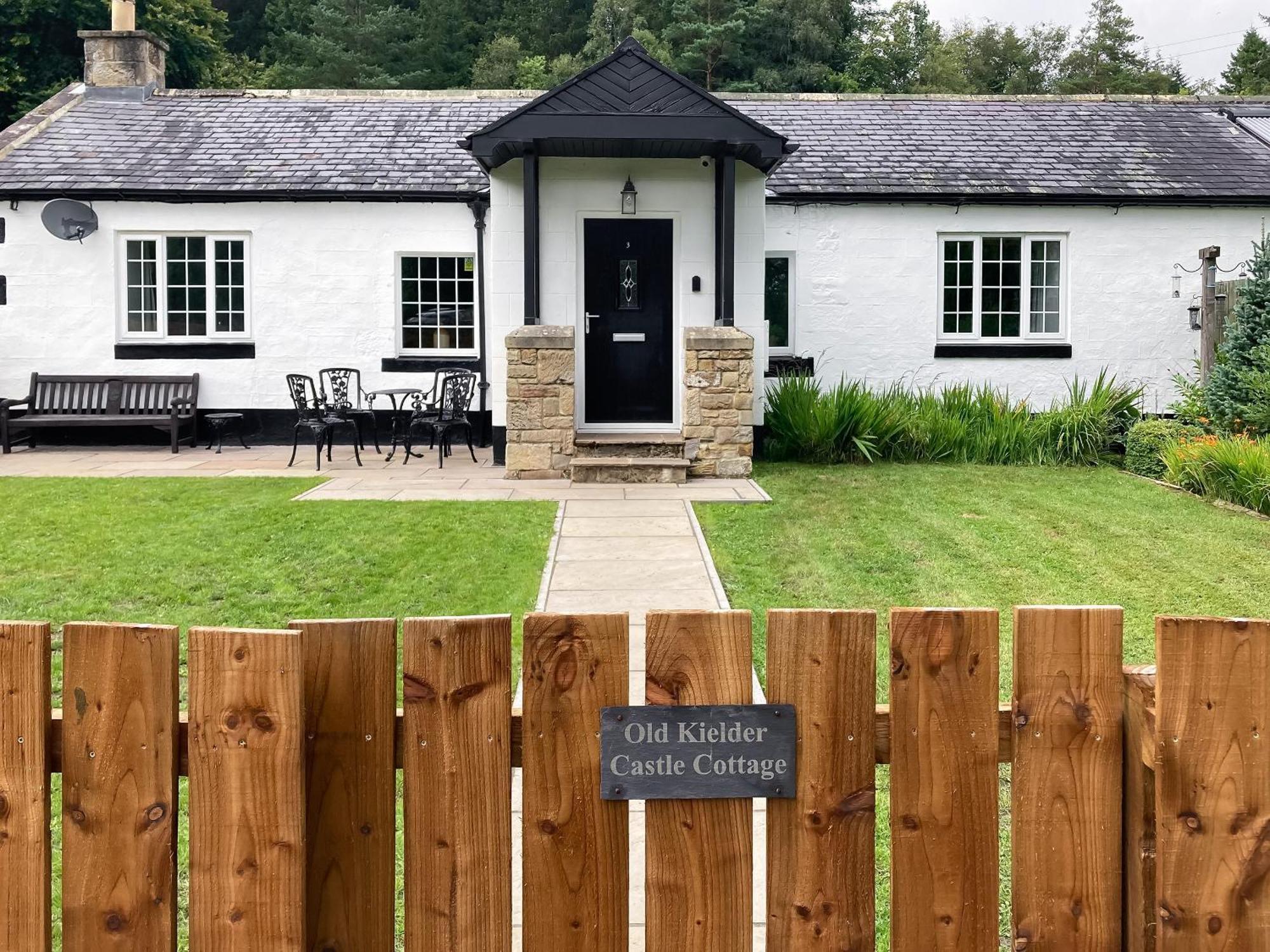 Old Kielder Castle Cottage Esterno foto